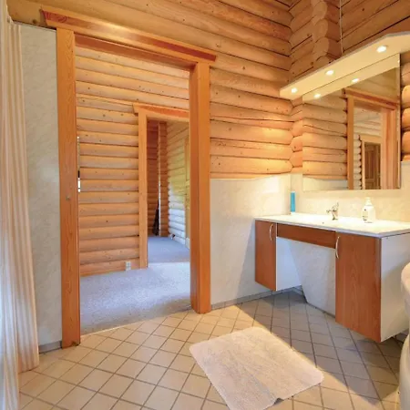 Three-bedroom Holiday In *