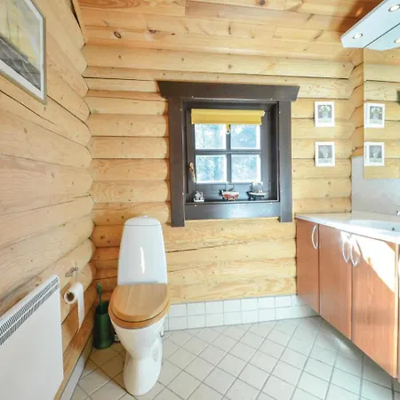 Three-bedroom Holiday In * Fjerritslev