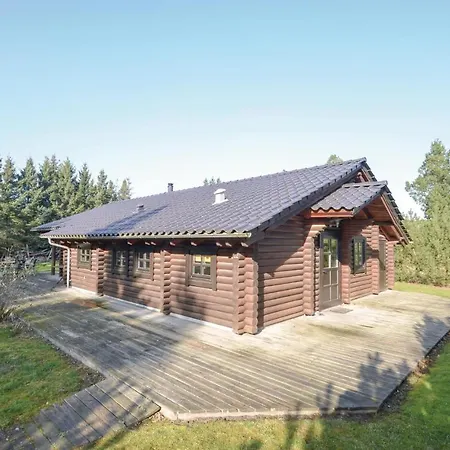 Three-bedroom Holiday In Holiday home Fjerritslev